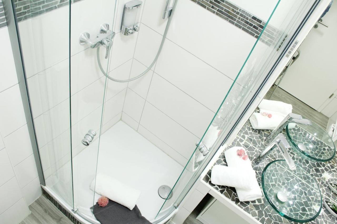 Secret Hideaways Cozystudio Superior Apartments Mit Wifi L 450M Bis Uni L Messe L Flughafen L Zoo Дуйсбург Экстерьер фото