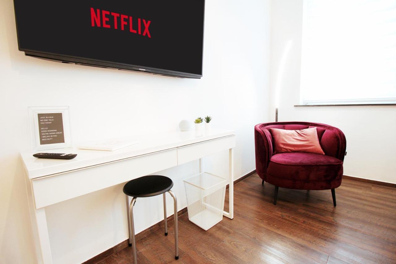 Secret Hideaways Cozystudio Superior Apartments Mit Wifi L 450M Bis Uni L Messe L Flughafen L Zoo Дуйсбург Экстерьер фото