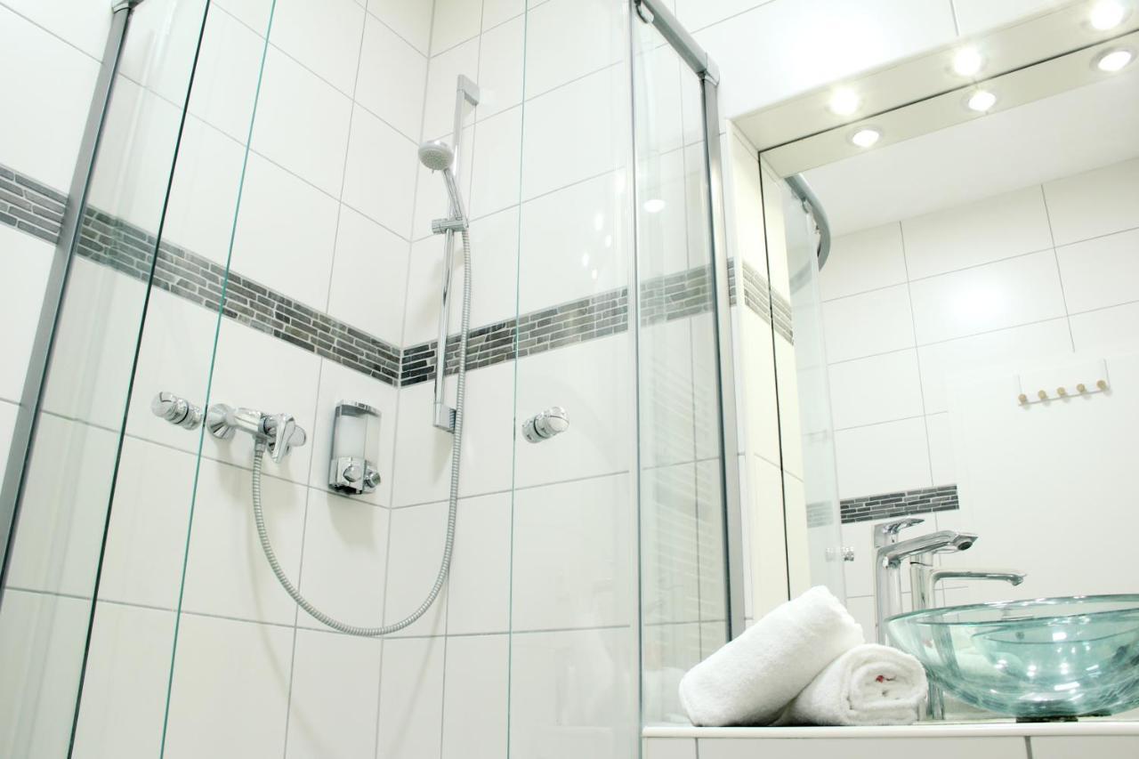 Secret Hideaways Cozystudio Superior Apartments Mit Wifi L 450M Bis Uni L Messe L Flughafen L Zoo Дуйсбург Экстерьер фото